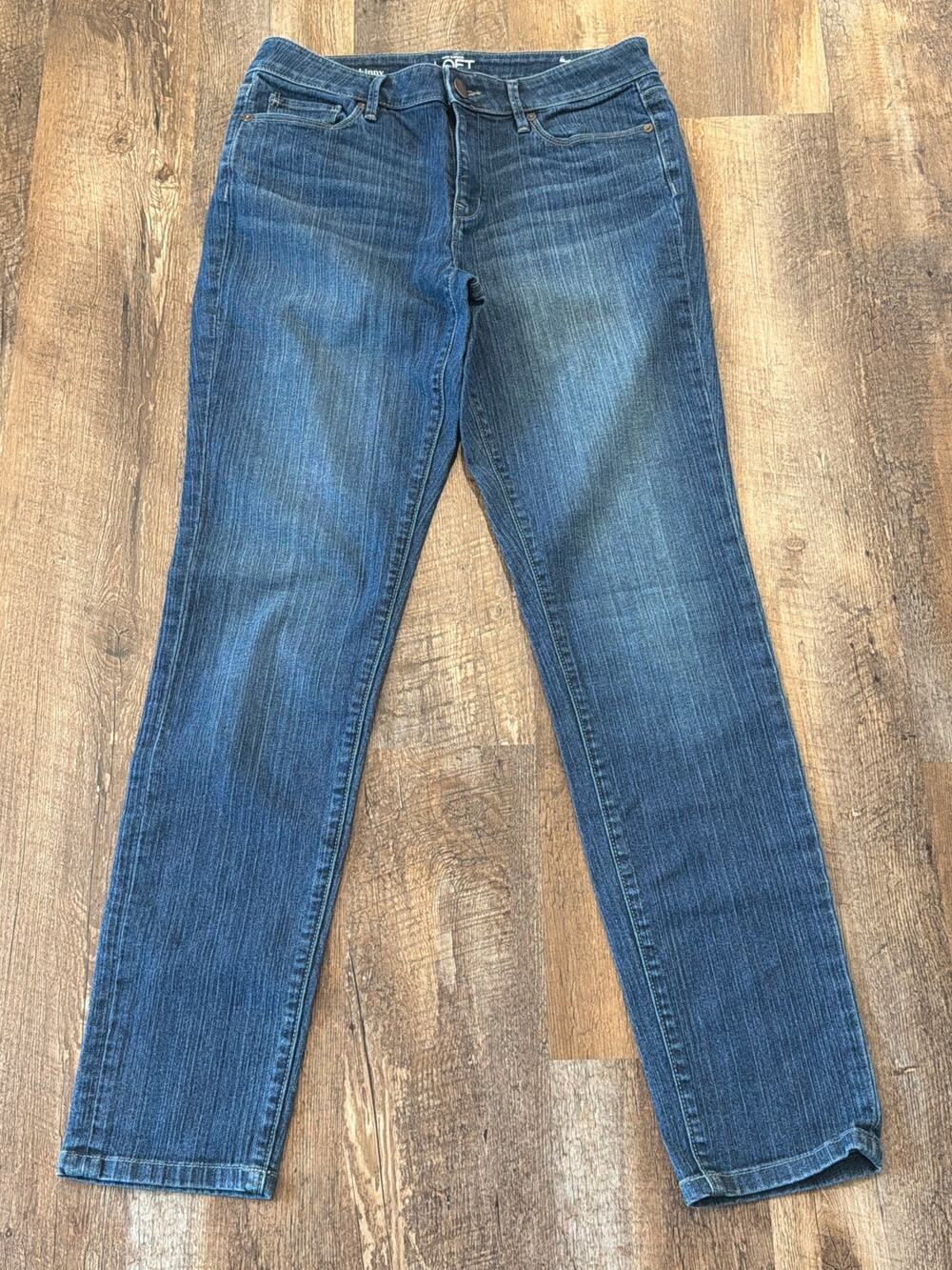 Ann Taylor LOFT Modern Skinny Jean size 8